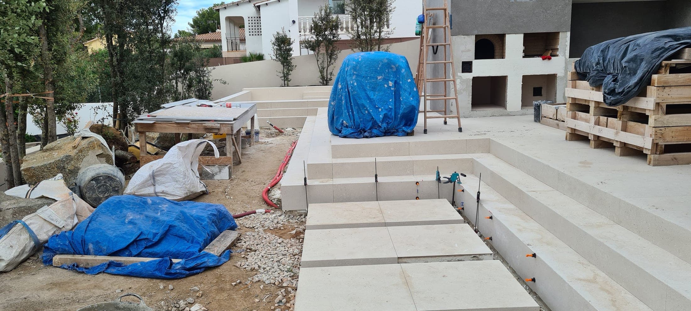 Modern Bold Staircase 1